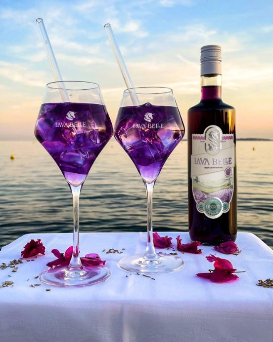 Lav'a Belle Liberté (alkoholfrei) + zwei Aperitif-Gläser